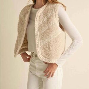 MABLE SHERPA VEST